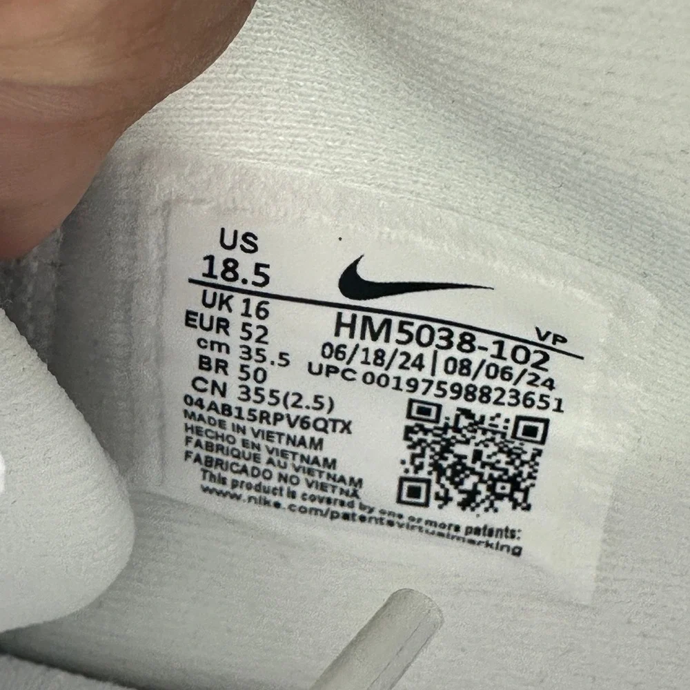 Nike Sabrina 2 Basketball Mens 17 White Black Athletic NEW HM5038-102